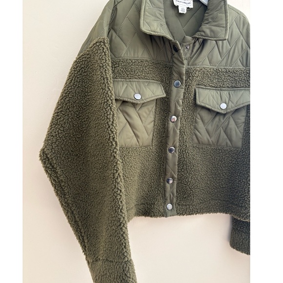 For the Republic Sherpa Jacket - Picture 2 of 3